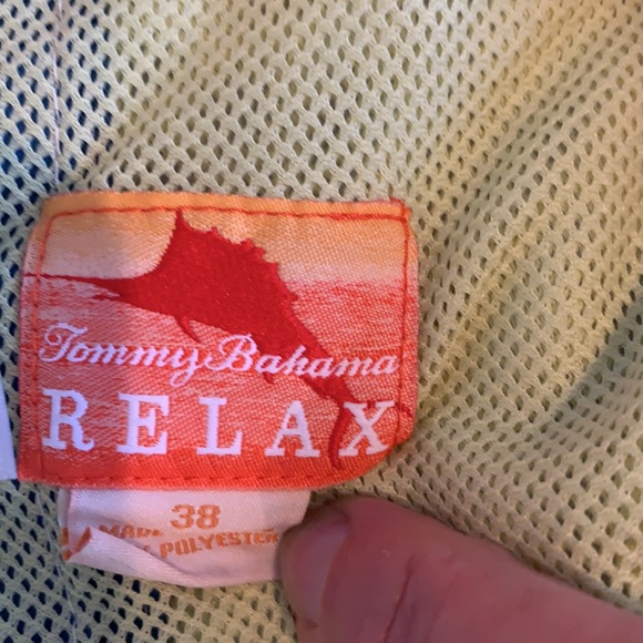 Men’s Tommy Bahama Board Shorts - Picture 5 of 6